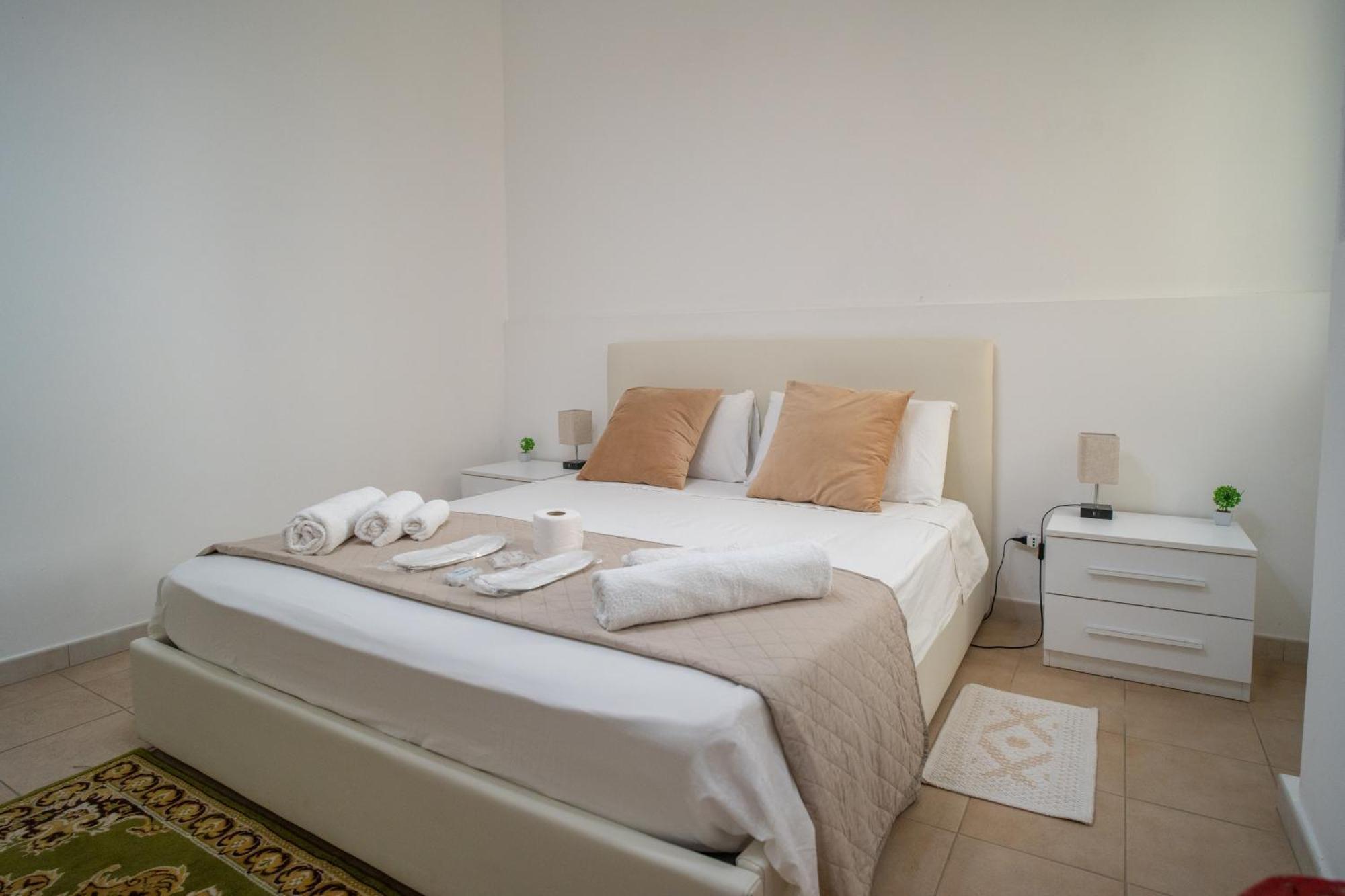 Bed and Breakfast Whitehouse Лечче Экстерьер фото