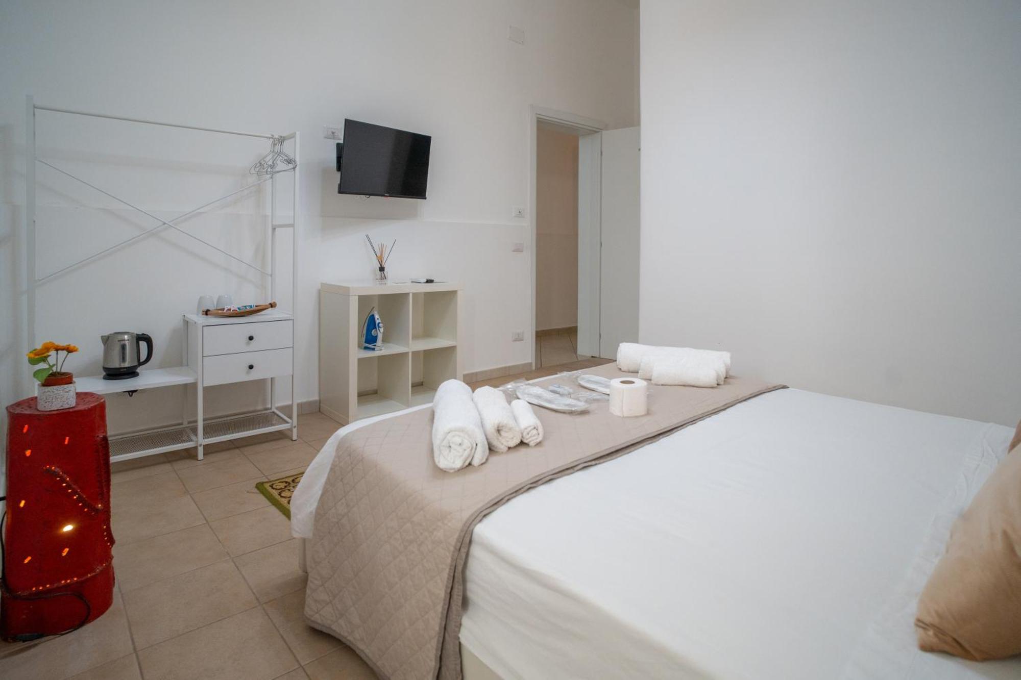 Bed and Breakfast Whitehouse Лечче Экстерьер фото
